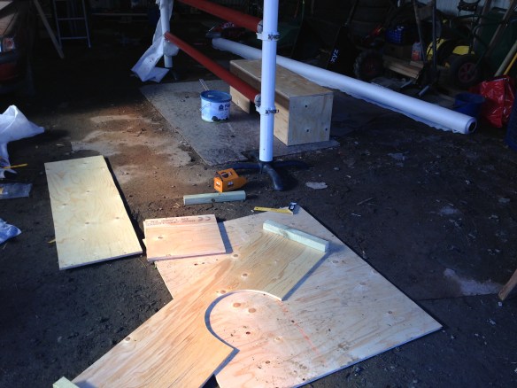 En låda klar, andra påbörjad